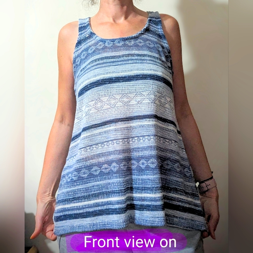 2 Dye 4 brand, blue & white striped tank, size lg, EUC